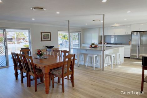 Property photo of 10 Dobell Avenue Paradise Point QLD 4216