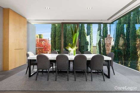 Property photo of 20 Linlithgow Road Toorak VIC 3142