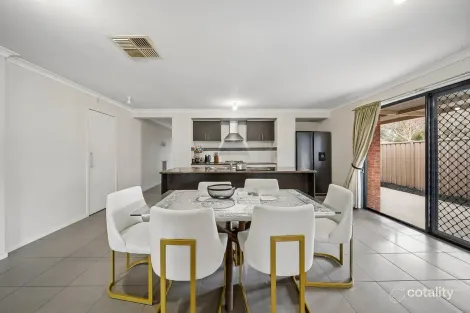 Property photo of 4 Cezanne Drive Shepparton VIC 3630