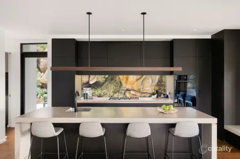 Property photo of 34 Rembrandt Drive Middle Cove NSW 2068