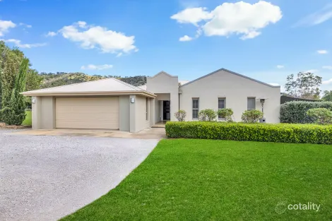 Property photo of 24 Wyndham Close Daruka NSW 2340