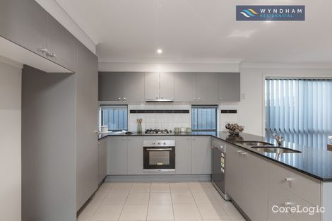Property photo of 9 Meakin Way Deer Park VIC 3023