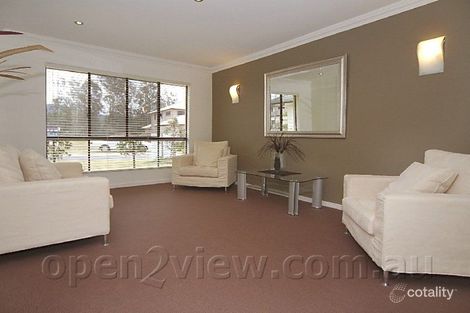 Property photo of 28 Brittany Drive Oxenford QLD 4210
