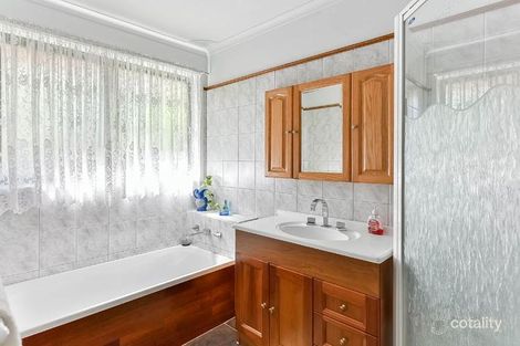 Property photo of 21 Limonite Place Eagle Vale NSW 2558