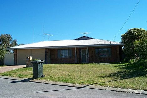 8 Legend Pl, Cooloongup, WA 6168