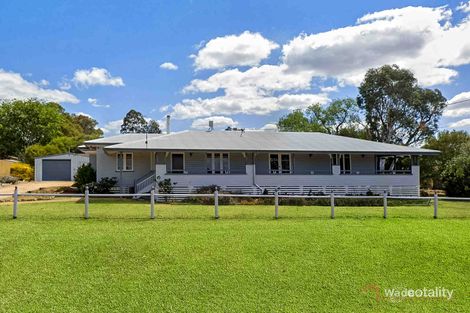91 White St, Pratten, QLD 4370