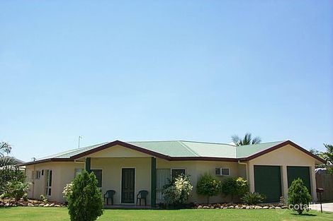 13 Blackbird Cl, Bentley Park, QLD 4869