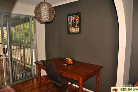 Property photo of 20 Kurwongbah Drive Petrie QLD 4502