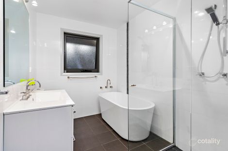 Property photo of 39 Outlook Drive Figtree NSW 2525