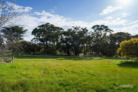 11 Wright St, Elphinstone, VIC 3448