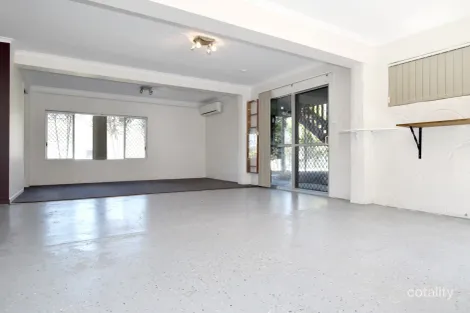 Property photo of 4 Harrier Avenue New Auckland QLD 4680
