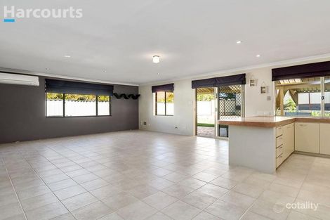 Property photo of 11 Abraham Court Wanneroo WA 6065