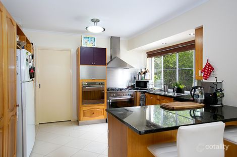 Property photo of 14 Rani Close Mount Ommaney QLD 4074