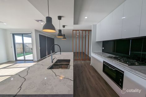 Property photo of 36 Valetta Street Mickleham VIC 3064