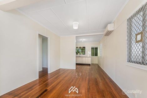 Property photo of 11 Gilbert Road Windsor QLD 4030