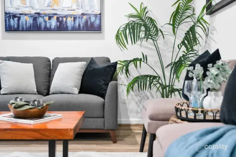 Property photo of 23 Bemina Crescent Spring Mountain QLD 4300