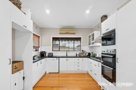 Property photo of 32 Grubb Avenue Traralgon VIC 3844