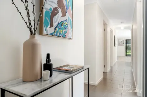 Property photo of 21 Stringybark Avenue Brookfield VIC 3338