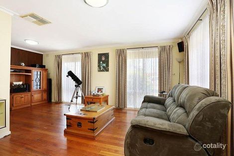 Property photo of 3 Acuba Close St Albans VIC 3021
