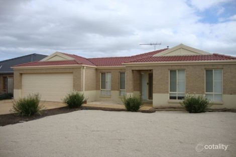 Property photo of 7 Tenterfield Place Tarneit VIC 3029