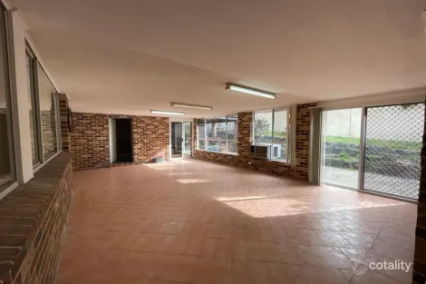 Property photo of 2 Timothy Place Edensor Park NSW 2176