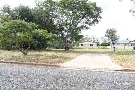 8 Oliffe, Blackwater, QLD 4717