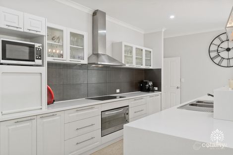 Property photo of 29 Persimmon Place Kalamunda WA 6076