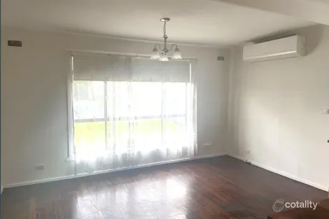 Property photo of 10 Leonard Avenue St Albans VIC 3021