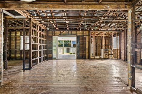 Property photo of 16 Logan Avenue Oxley QLD 4075