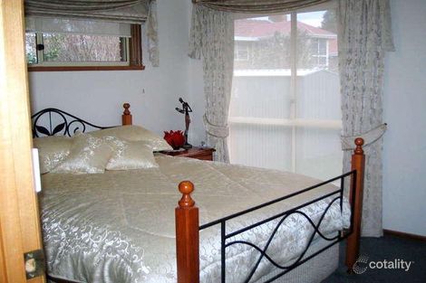 Property photo of 2/136A Gordons Hill Road Lindisfarne TAS 7015