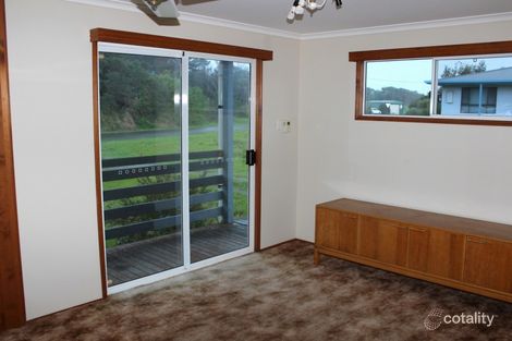 Property photo of 8 Constance Crescent Venus Bay VIC 3956
