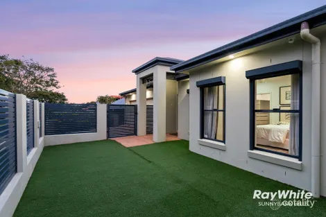 Property photo of 30 Ebony Place Stretton QLD 4116