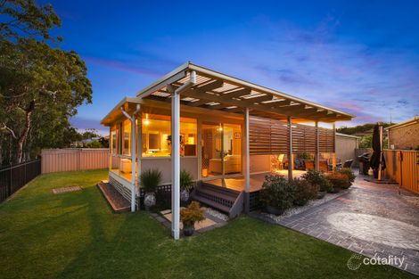 Property photo of 19 Franklin Drive Lake Munmorah NSW 2259