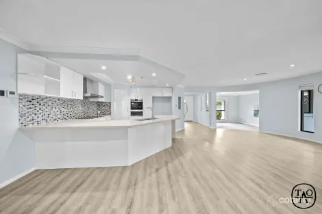 Property photo of 5 Applegum Crescent Thornlands QLD 4164