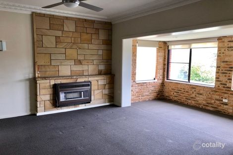 Property photo of 31 Stanleigh Crescent West Wollongong NSW 2500