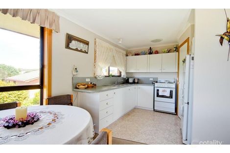 Property photo of 1/3 Coroneagh Street Penguin TAS 7316