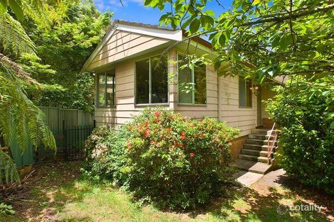 4 Lawson View Pde, Wentworth Falls, NSW 2782