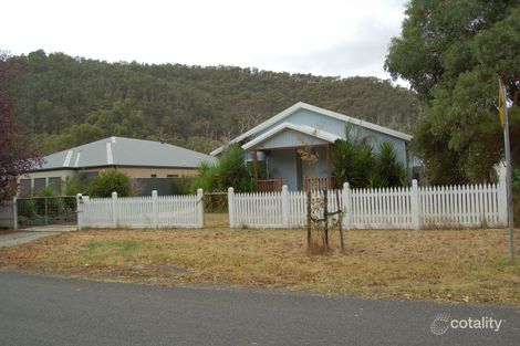 Property photo of 26 Riverside Crescent Flowerdale VIC 3717