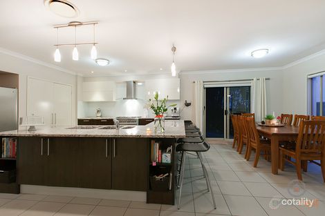 Property photo of 8 Cerbaia Close Bridgeman Downs QLD 4035