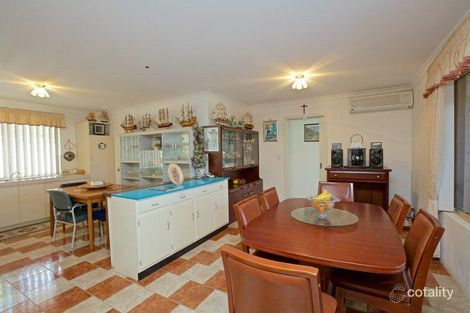 Property photo of 4 Dempsey Place Kenwick WA 6107