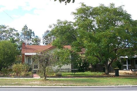 38 Jinda Rd, Koongamia, WA 6056