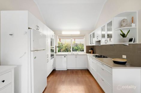 Property photo of 43 Milroy Crescent Seaford VIC 3198