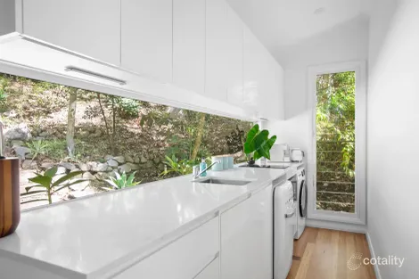 Property photo of 21 High View Road Pretty Beach NSW 2257