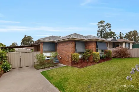10 Shiraz Pl, Eschol Park, NSW 2558