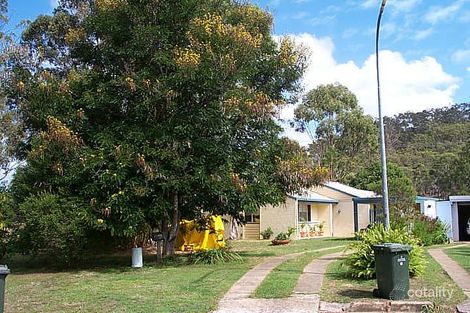 8 Berringa Cl, Glen Eden, QLD 4680