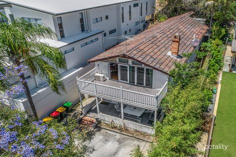 Property photo of 33 Sixth Avenue St Lucia QLD 4067