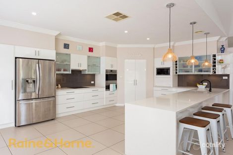 Property photo of 22 Mirbelia Drive Springvale NSW 2650