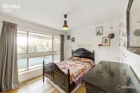 Property photo of 3 Peony Place Crestwood NSW 2620