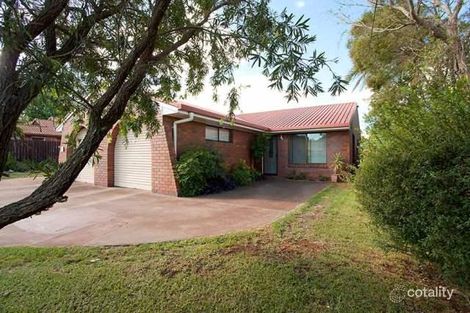 2/61 Agnes St, Centenary Heights, QLD 4350