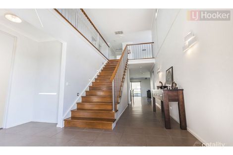 Property photo of 9 Baronial Way Craigieburn VIC 3064